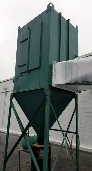VCDF vertical cartridge downflow collector mounted outside of production facility